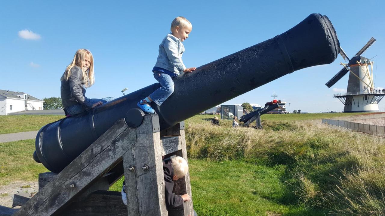 Appartement Havenzicht, Gelegen Aan Zee Met Zeezicht فليسينْخين المظهر الخارجي الصورة